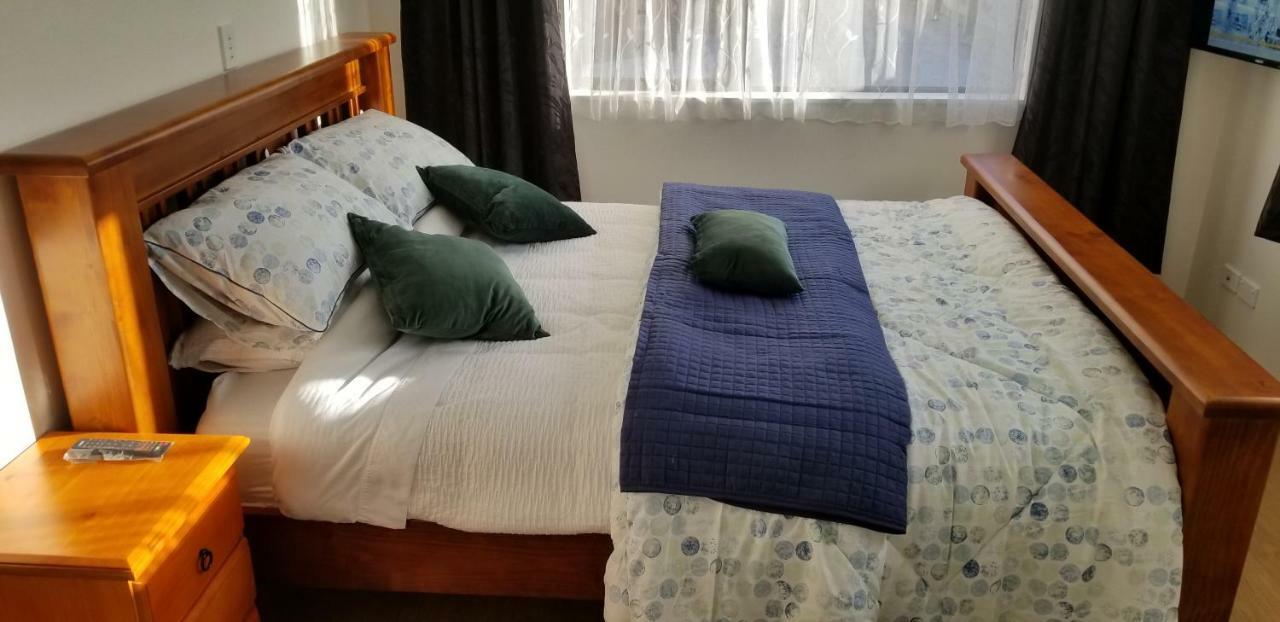 New Smart Home Nearby Plaza オークランド エクステリア 写真