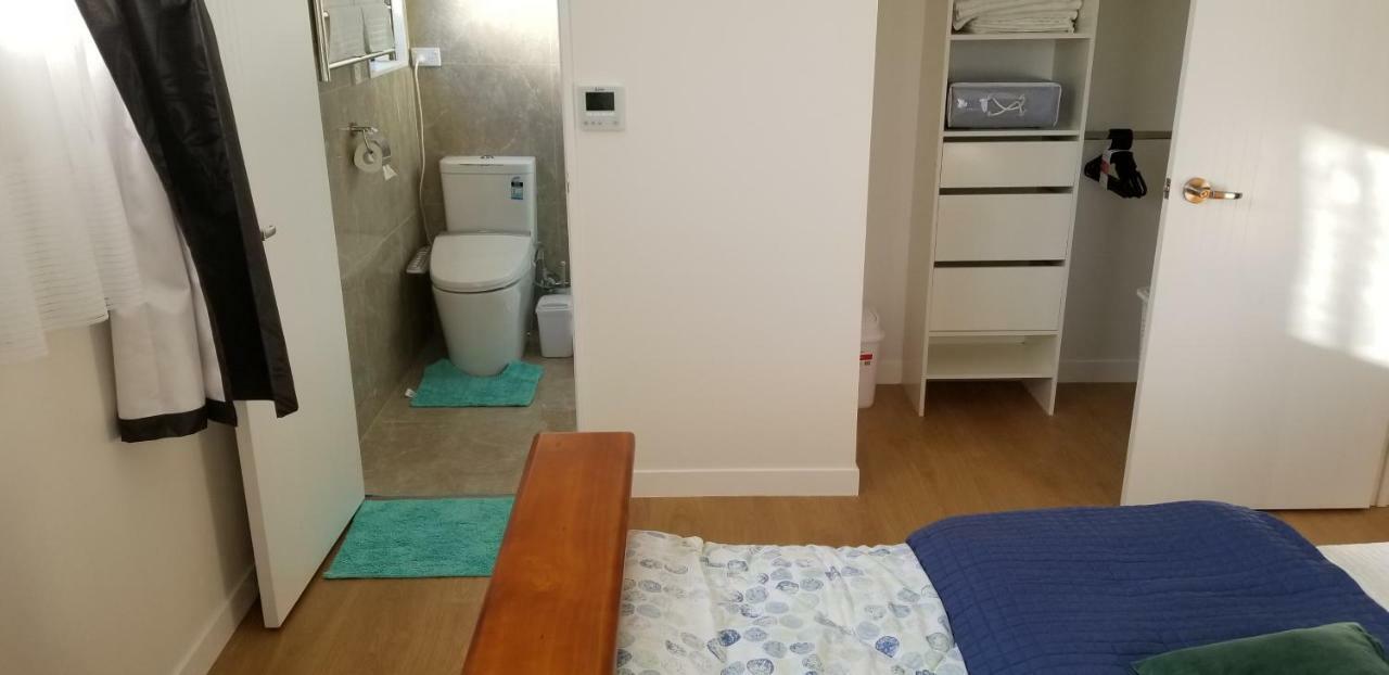 New Smart Home Nearby Plaza オークランド エクステリア 写真